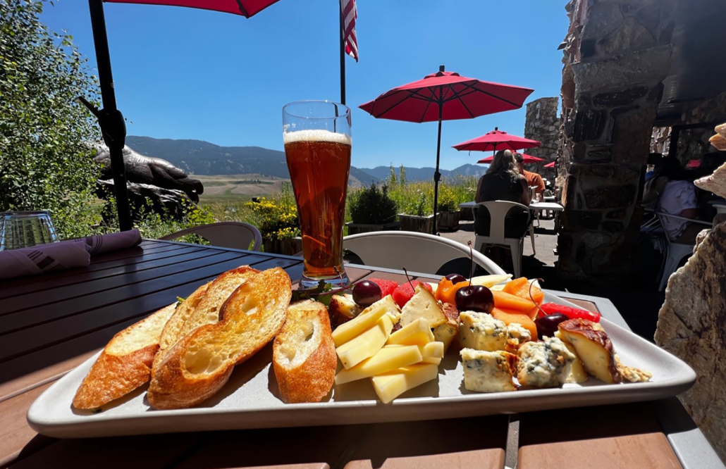 Outdoor summer dining in Jackson